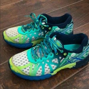 Versatile Tennis Shoes ! 🤗